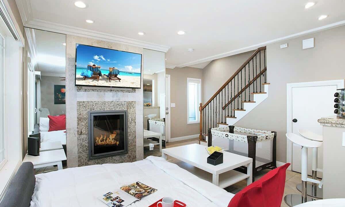 Photo of Bedroom in Westside Costa Mesa