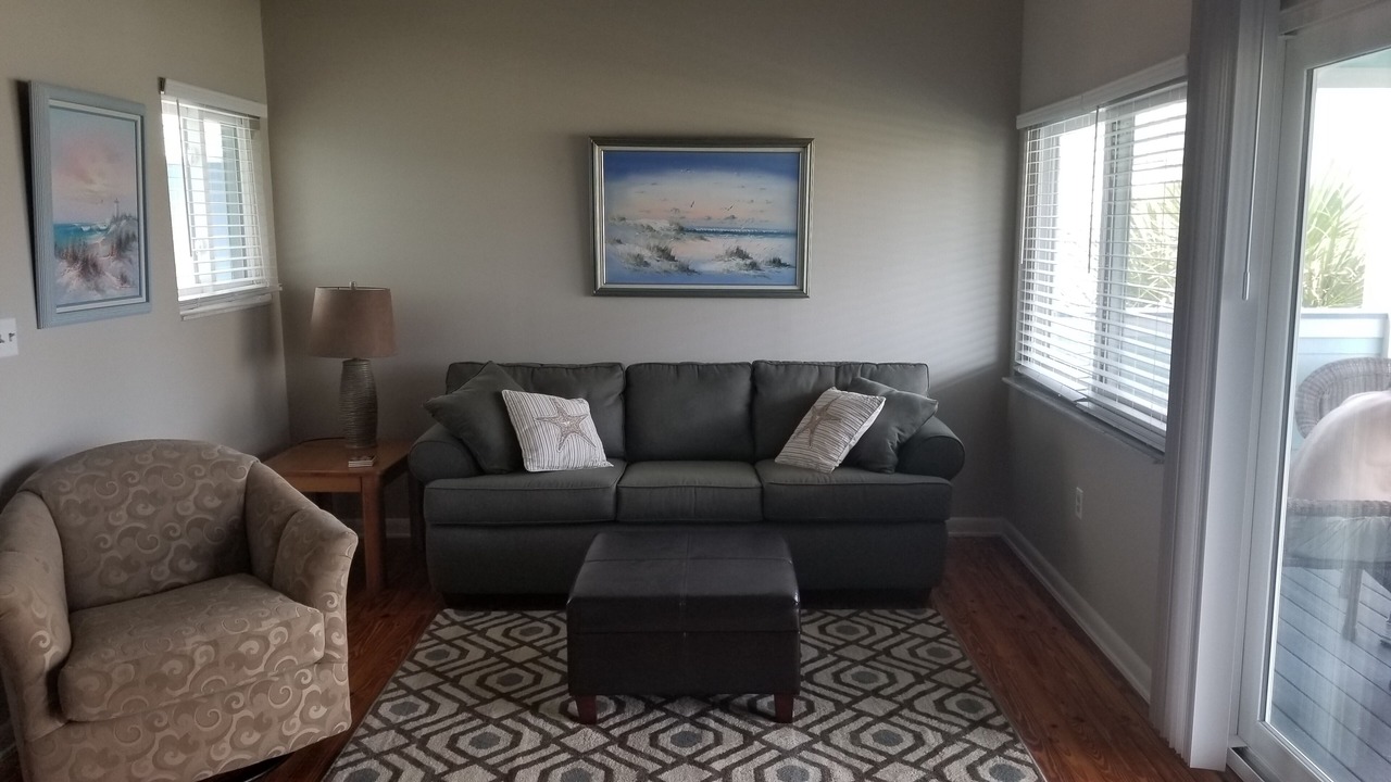 Photo of Livingroom in Butler Beach