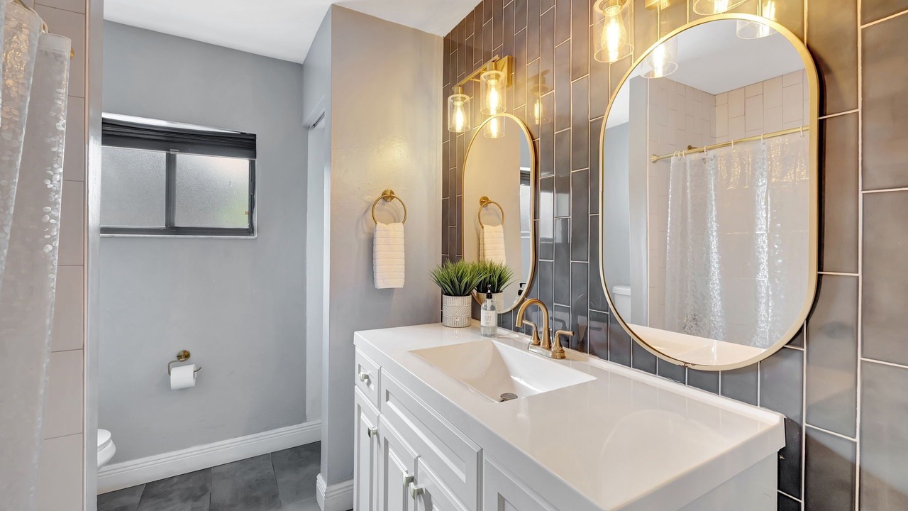 Photo of Bathroom in Tamarac