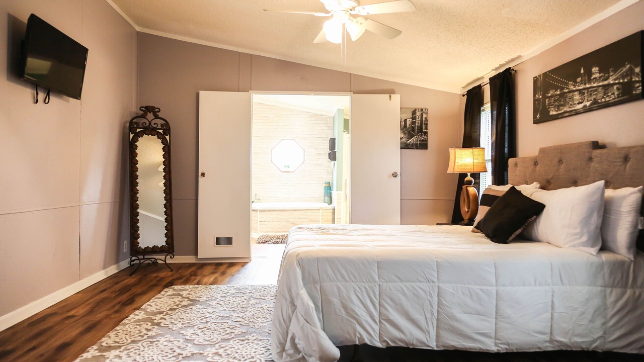 Photo of Bedroom in Carencro