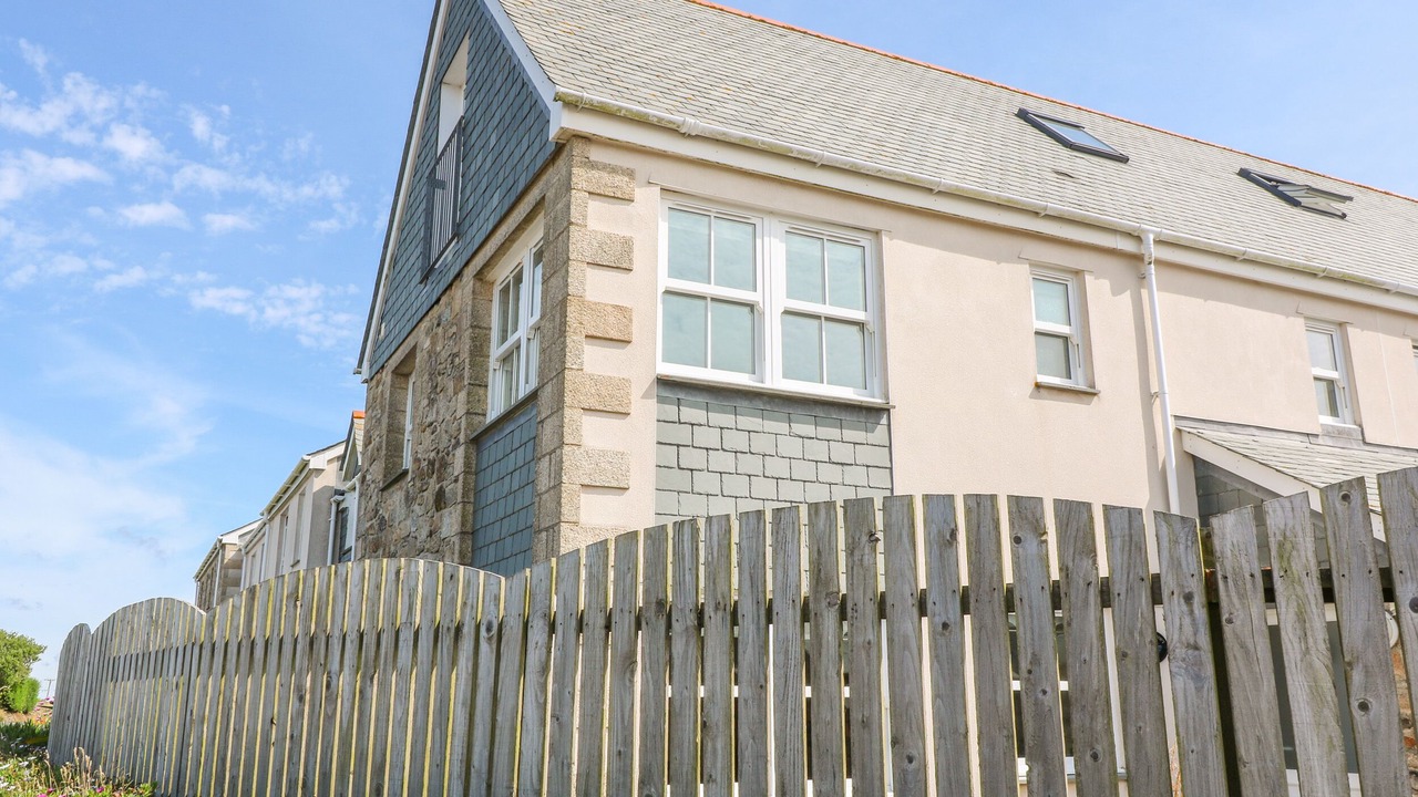 Photo of Outdoor in The Lizard