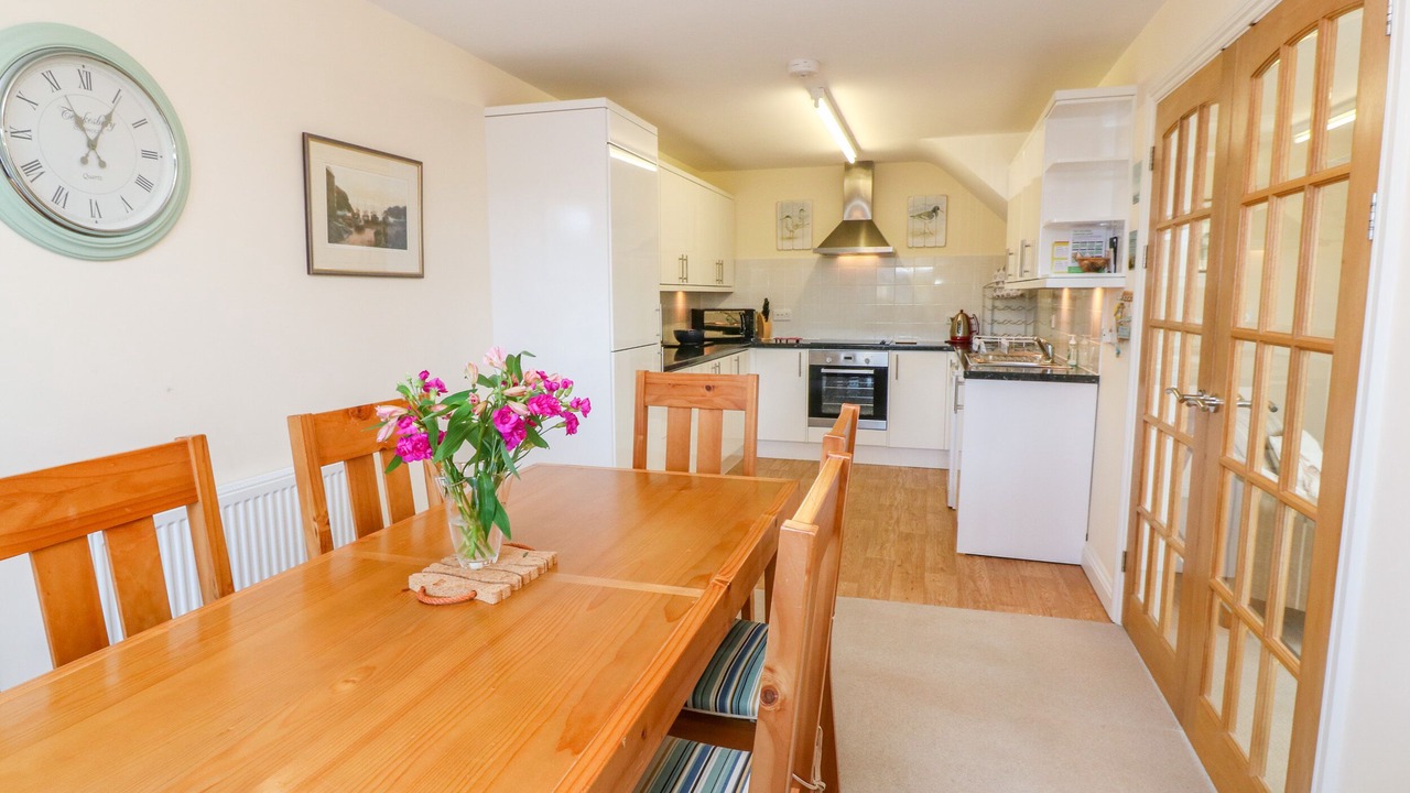 Photo of Others in The Lizard