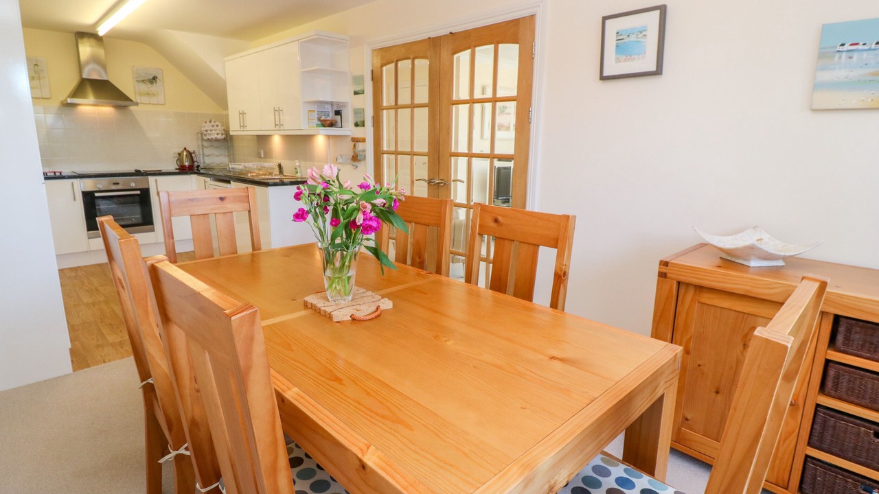 Photo of Others in The Lizard