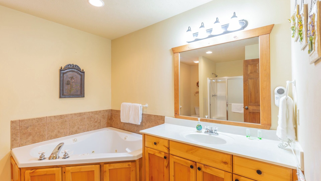 Photo of Bathroom in Reeds Spring