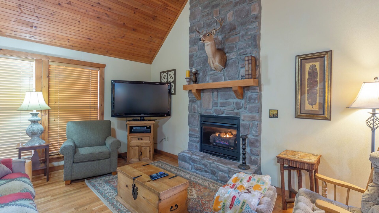Photo of Livingroom in Reeds Spring