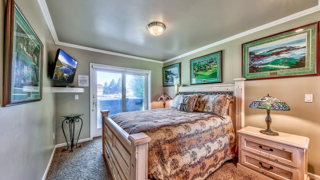 Photo of Bathroom in Tahoe Keys