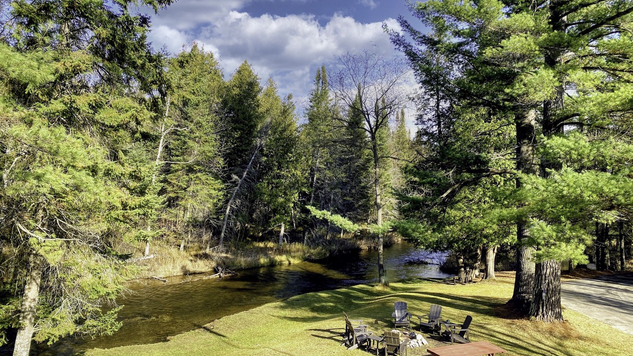 Photo of Outdoor in Mayfield