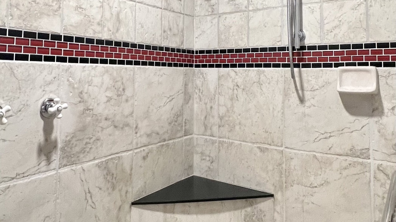 Photo of Bathroom in Mayfield