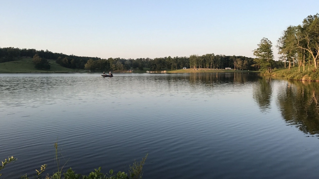 Photo of Outdoor in Muddy Pond