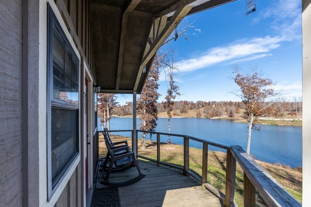 Photo of Patio Balcony in Muddy Pond