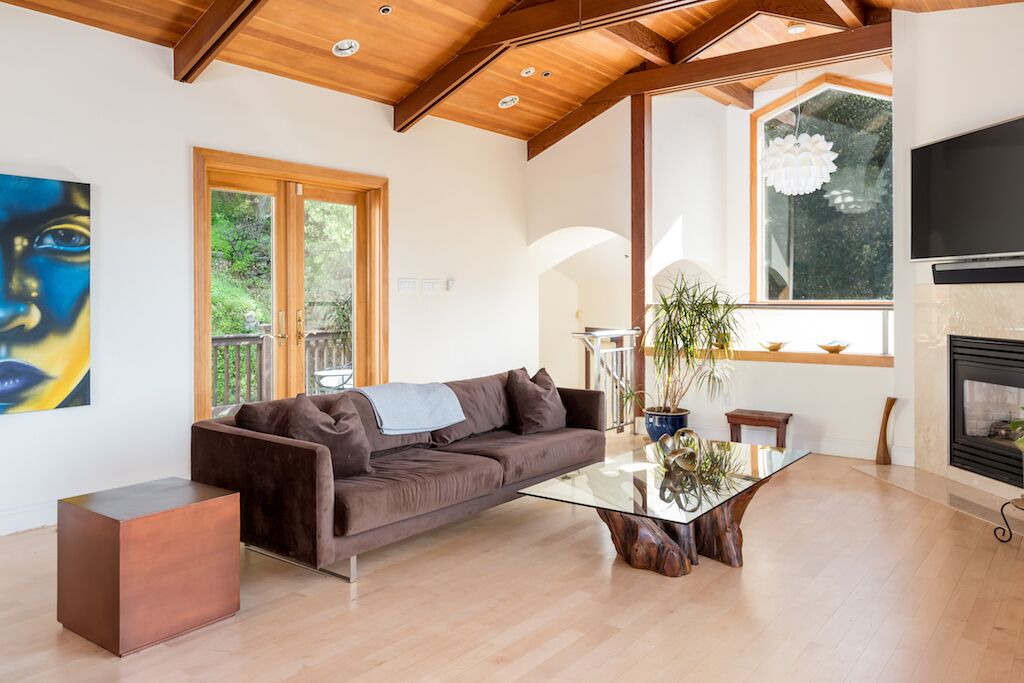 Photo of Livingroom in Claremont