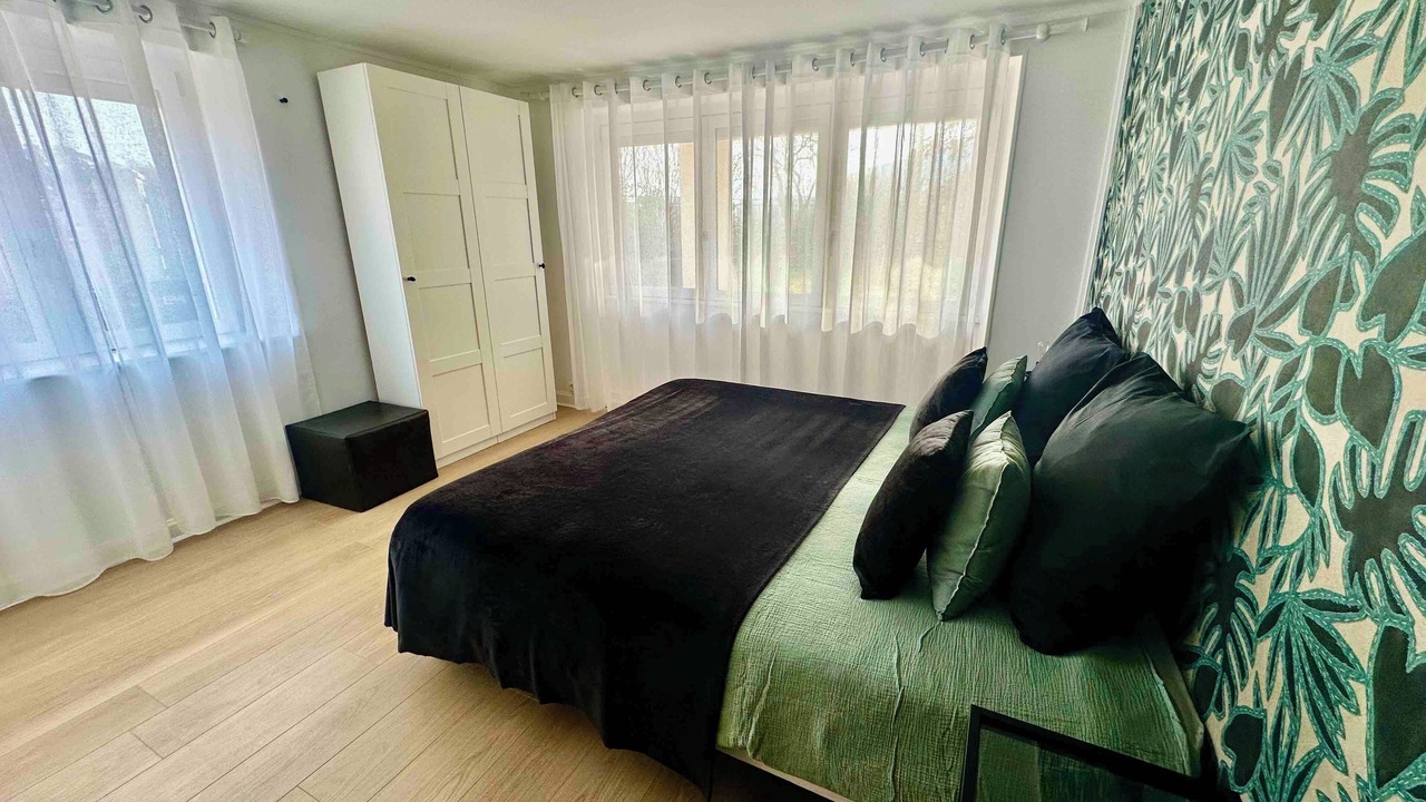 Photo of Bedroom in Rully