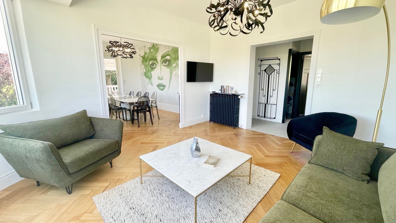 Photo of Livingroom in Rully