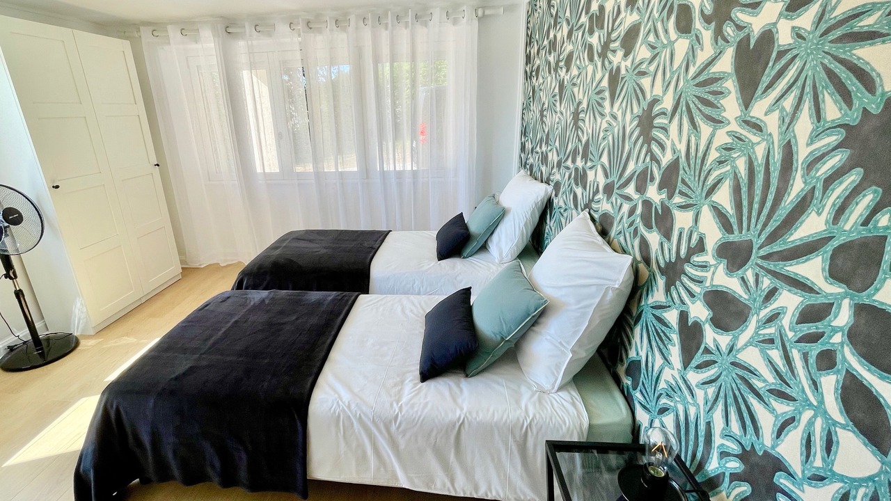 Photo of Bedroom in Rully