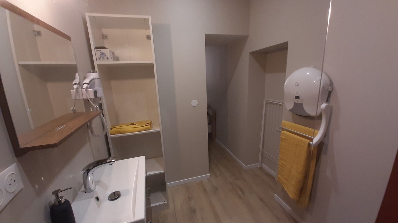 Photo of Bathroom in Bourg-Saint-Andeol