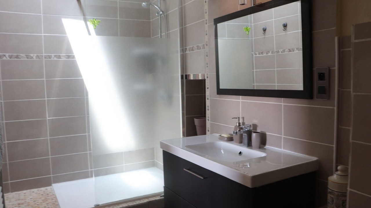 Photo of Bathroom in Pignan