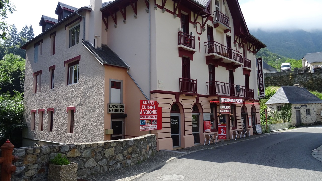 Photo of Outdoor in Gedre