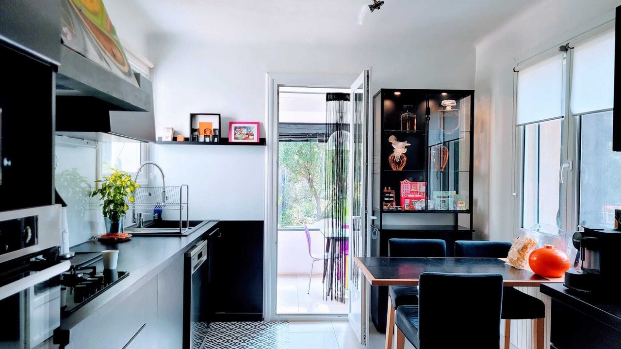 Photo of Kitchen in 11th Arrondissement