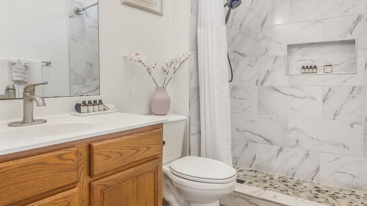 Photo of Bathroom in Vance Jackson