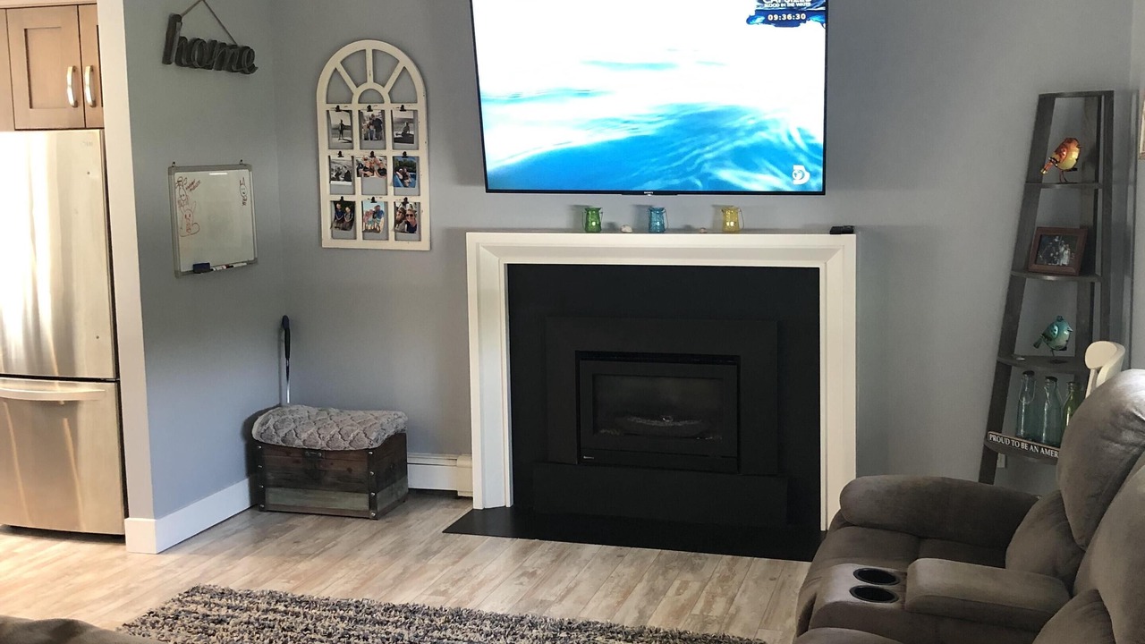 Photo of Livingroom in East Moriches