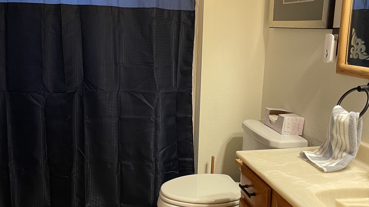 Photo of Bathroom in Pioneer Trail