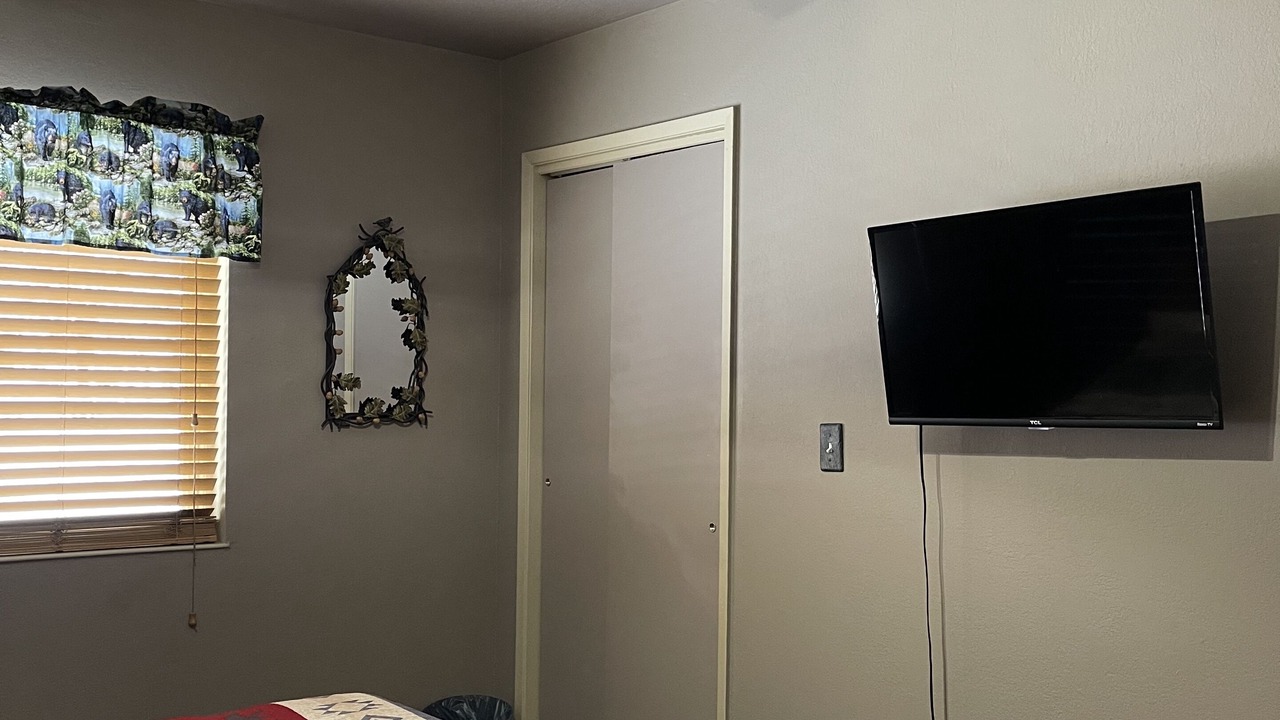 Photo of Bedroom in Pioneer Trail