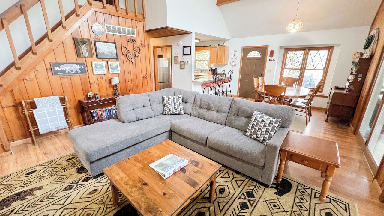 Photo of Livingroom in Ellijay