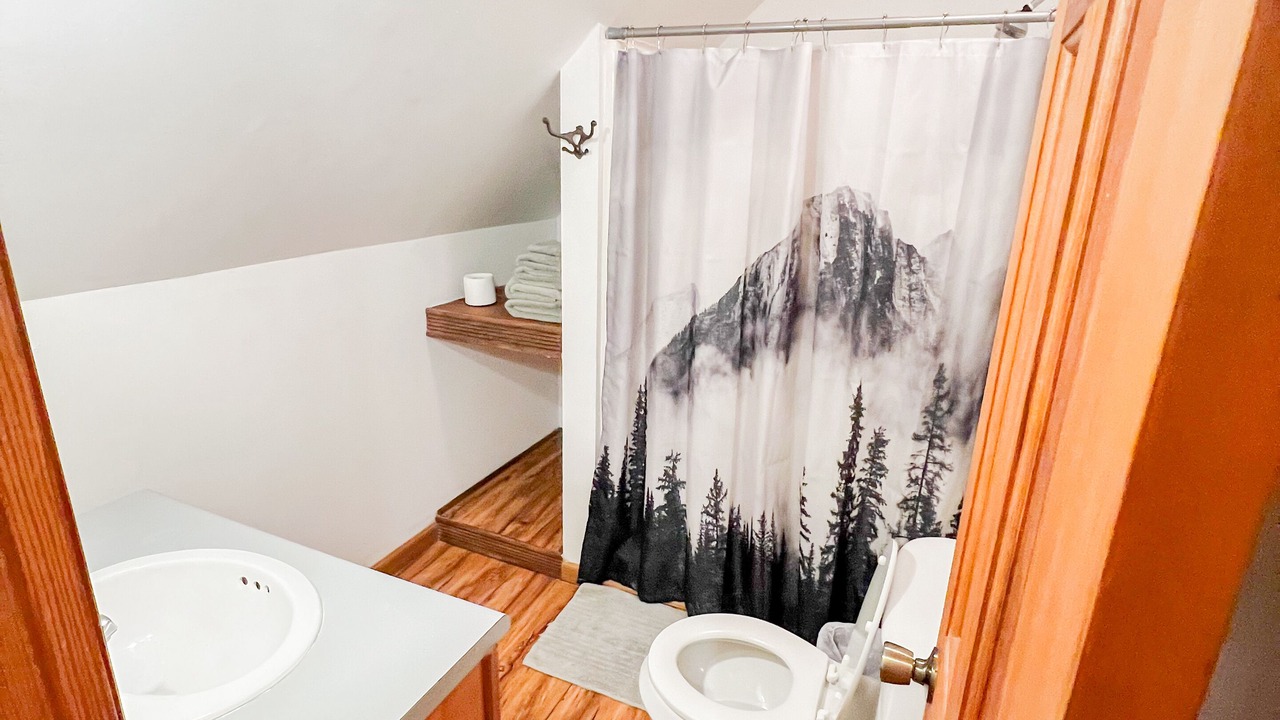 Photo of Bathroom in Ellijay
