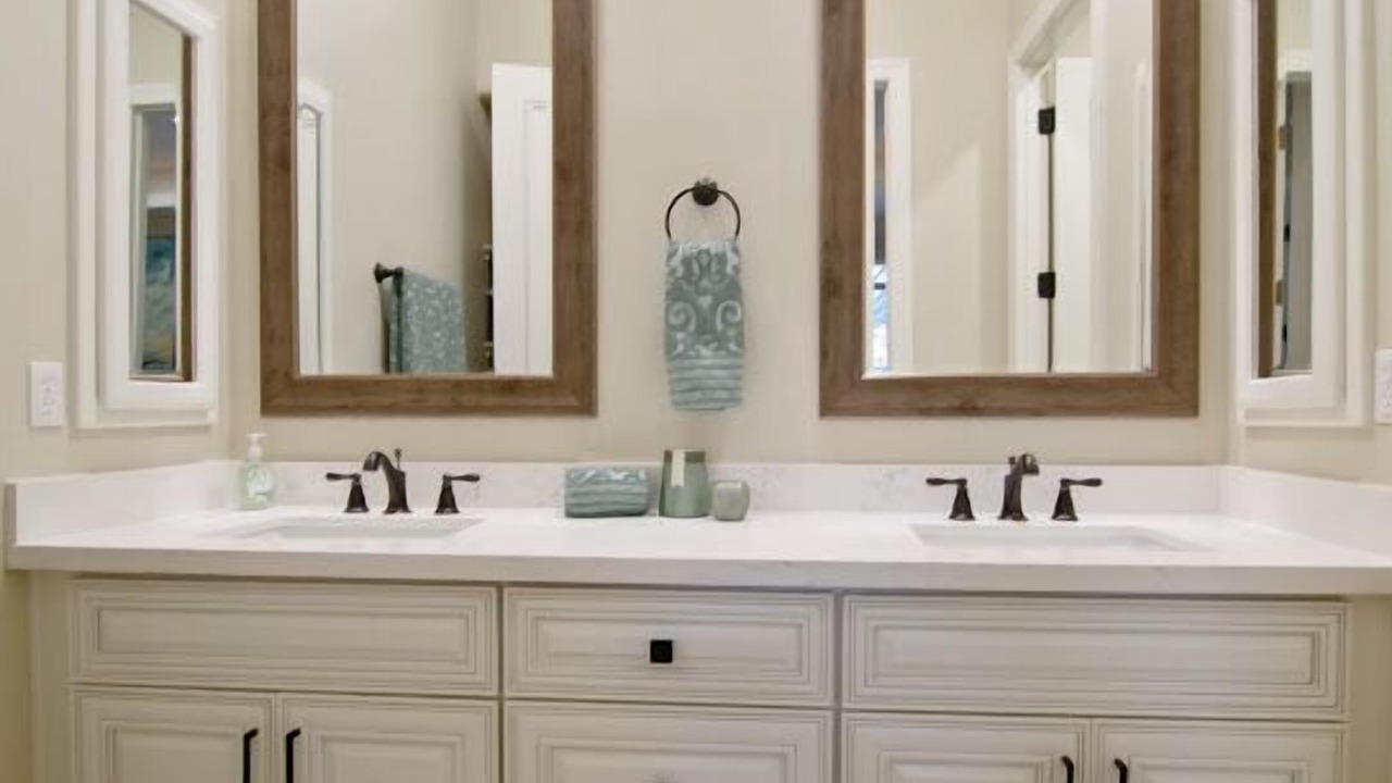 Photo of Bathroom in Palm Canyon
