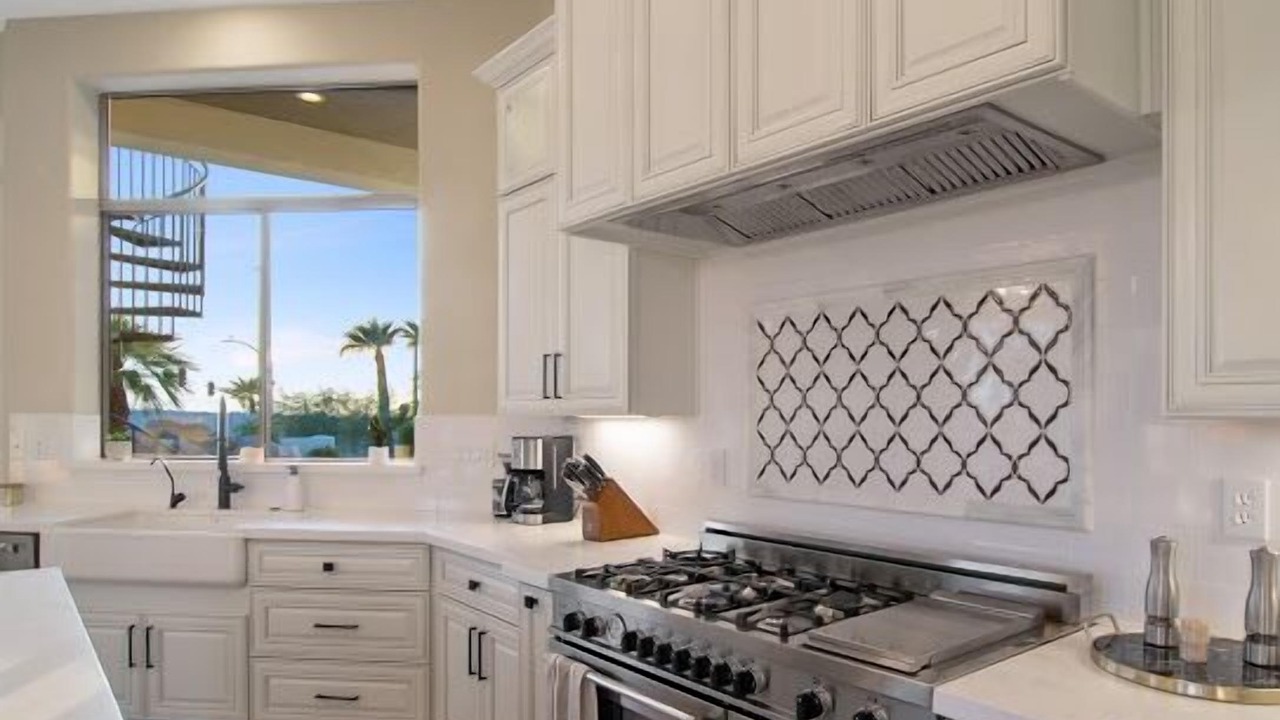 Photo of Kitchen in Palm Canyon