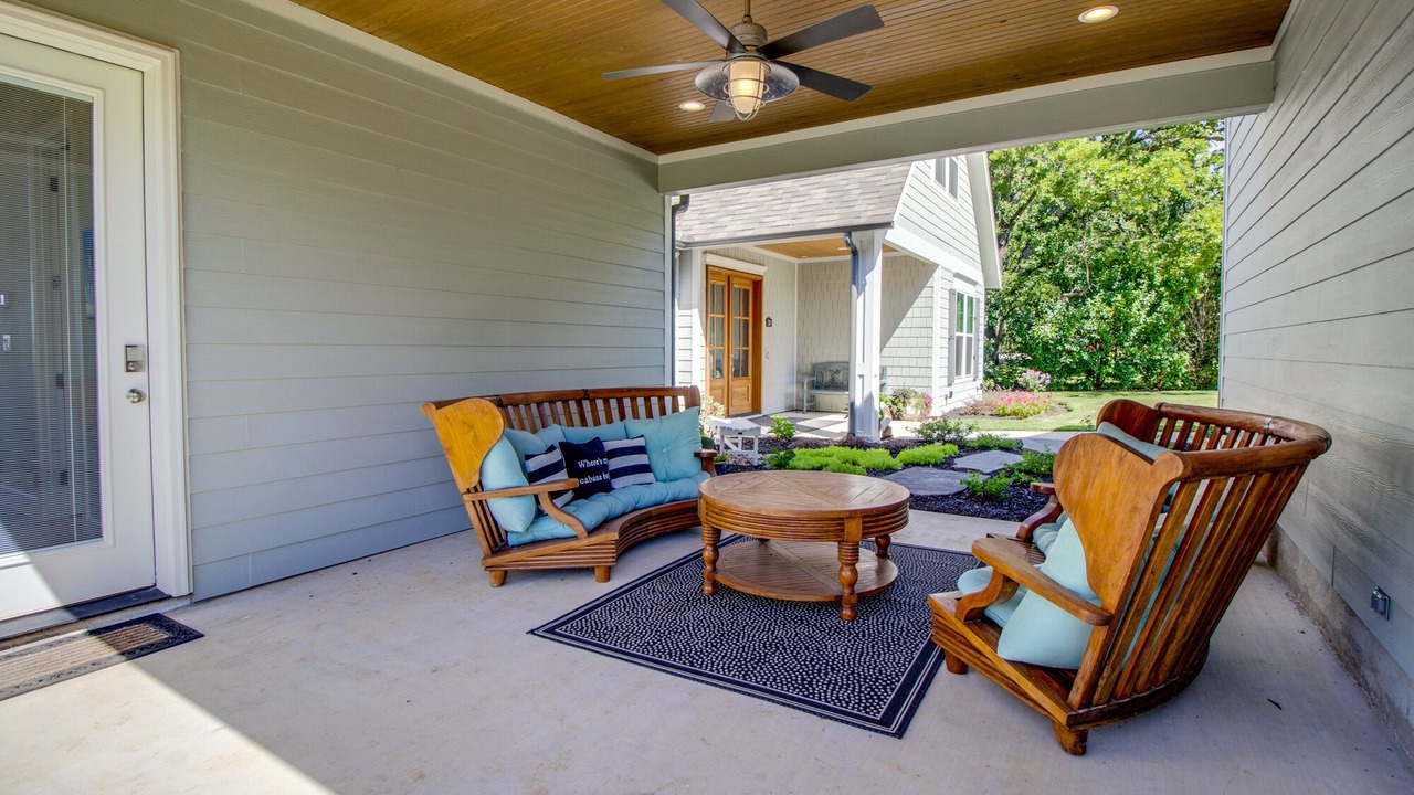 Photo of Patio Balcony in Star Harbor