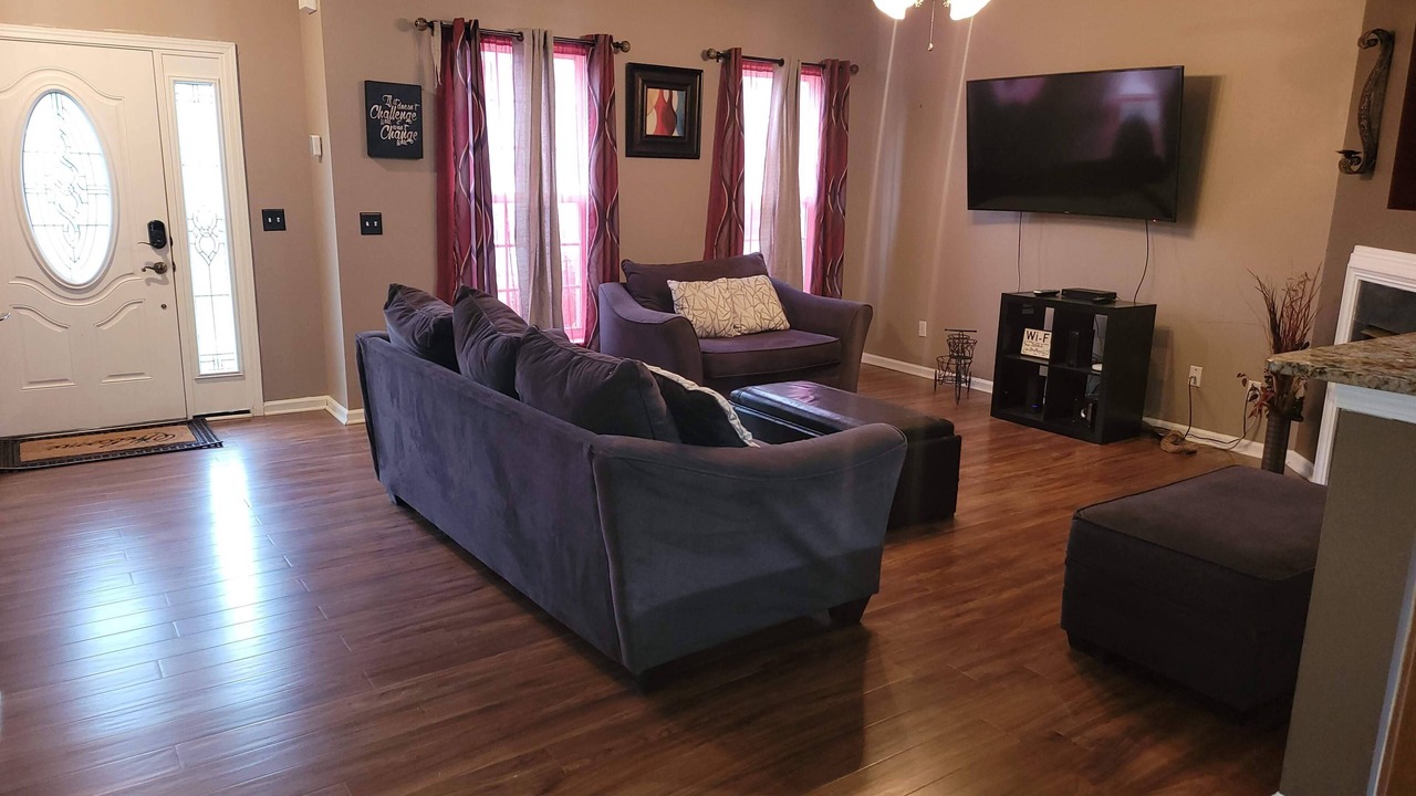 Photo of Livingroom in Greer