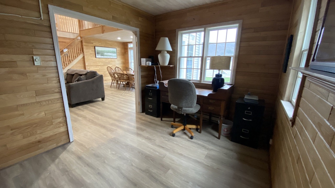 Photo of Livingroom in Town of Sempronius