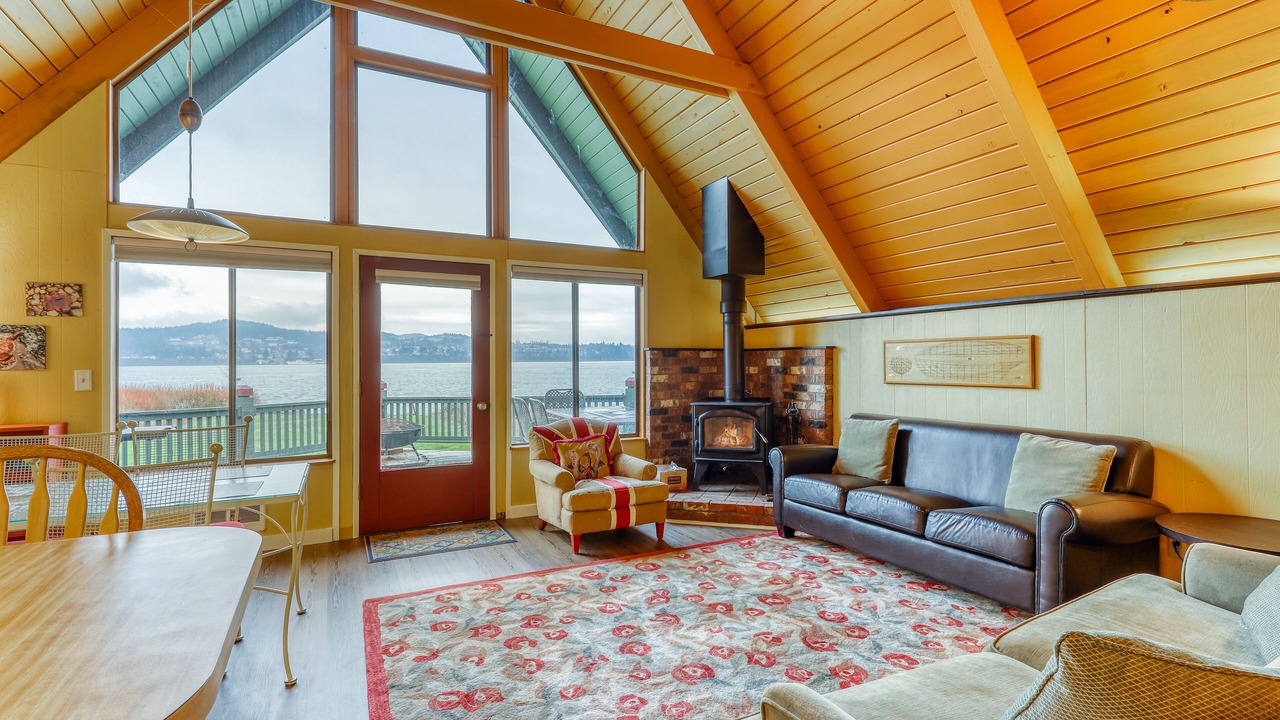 Photo of Livingroom in Anacortes