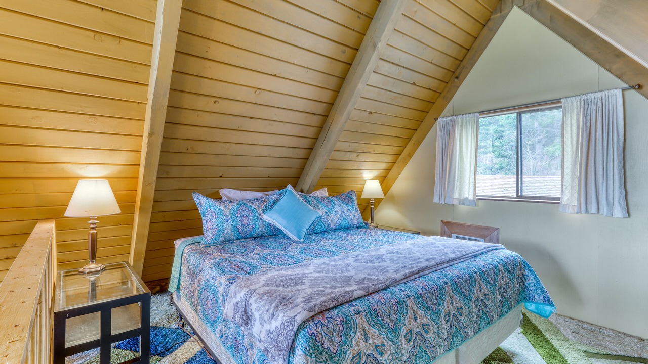 Photo of Bedroom in Anacortes