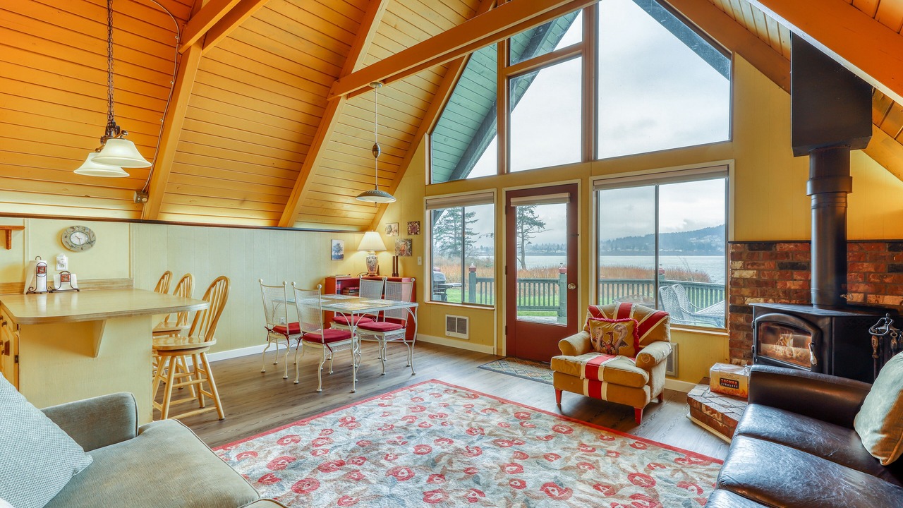 Photo of Livingroom in Anacortes