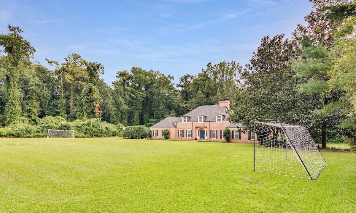 Photo of Others in Lithonia