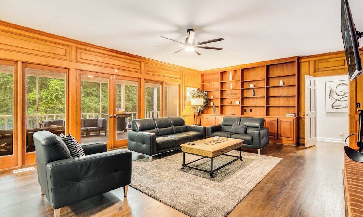 Photo of Others in Lithonia