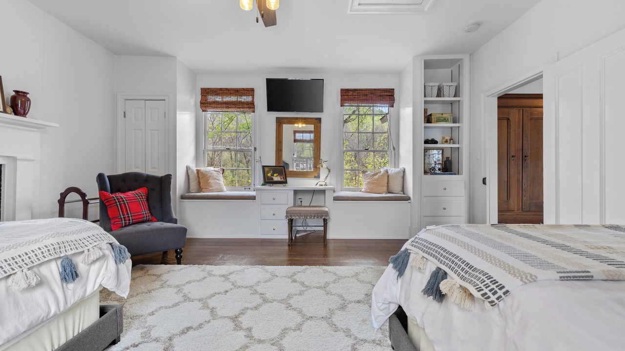 Photo of Bedroom in Bellevue