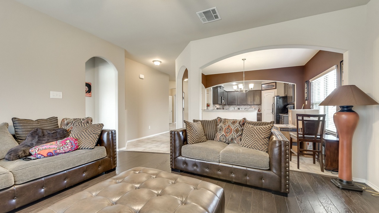 Photo of Livingroom in Denton County