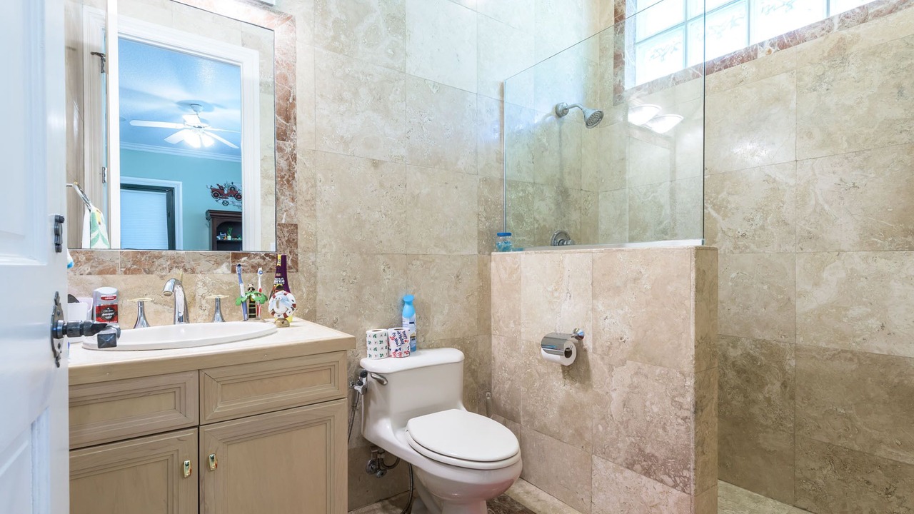 Photo of Bathroom in Southwest Ranches