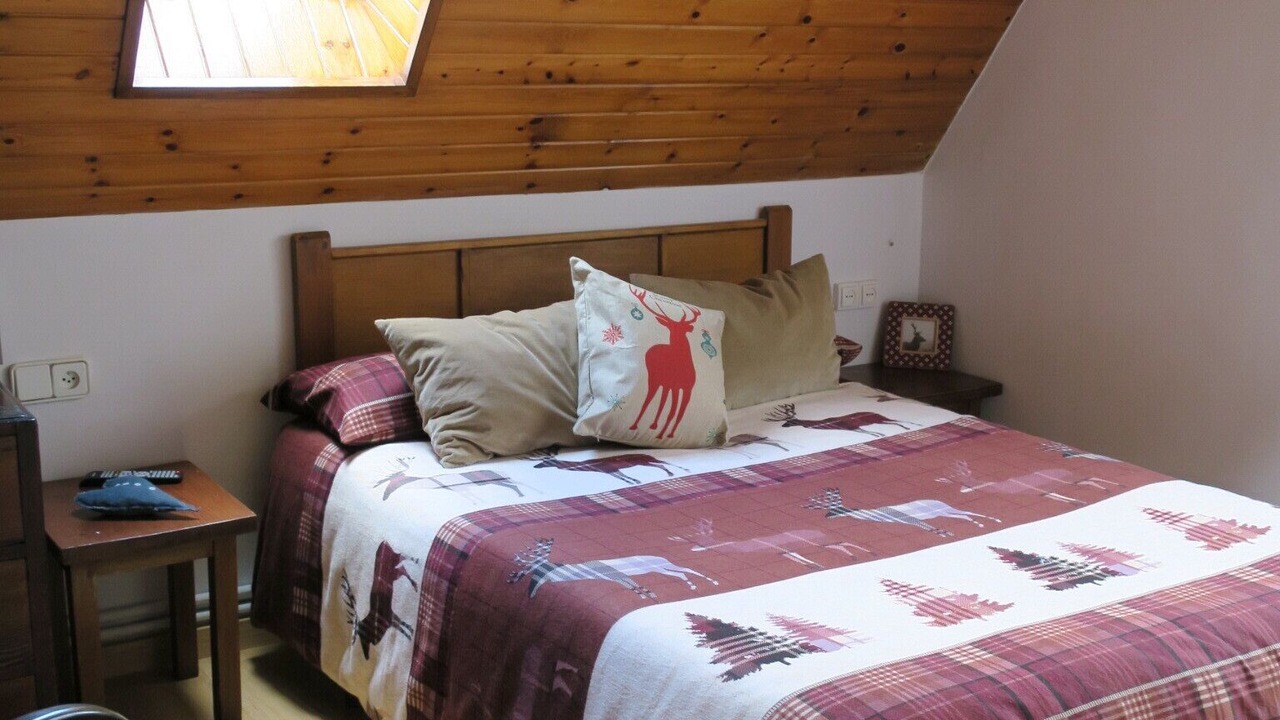 Photo of Bedroom in Aubert