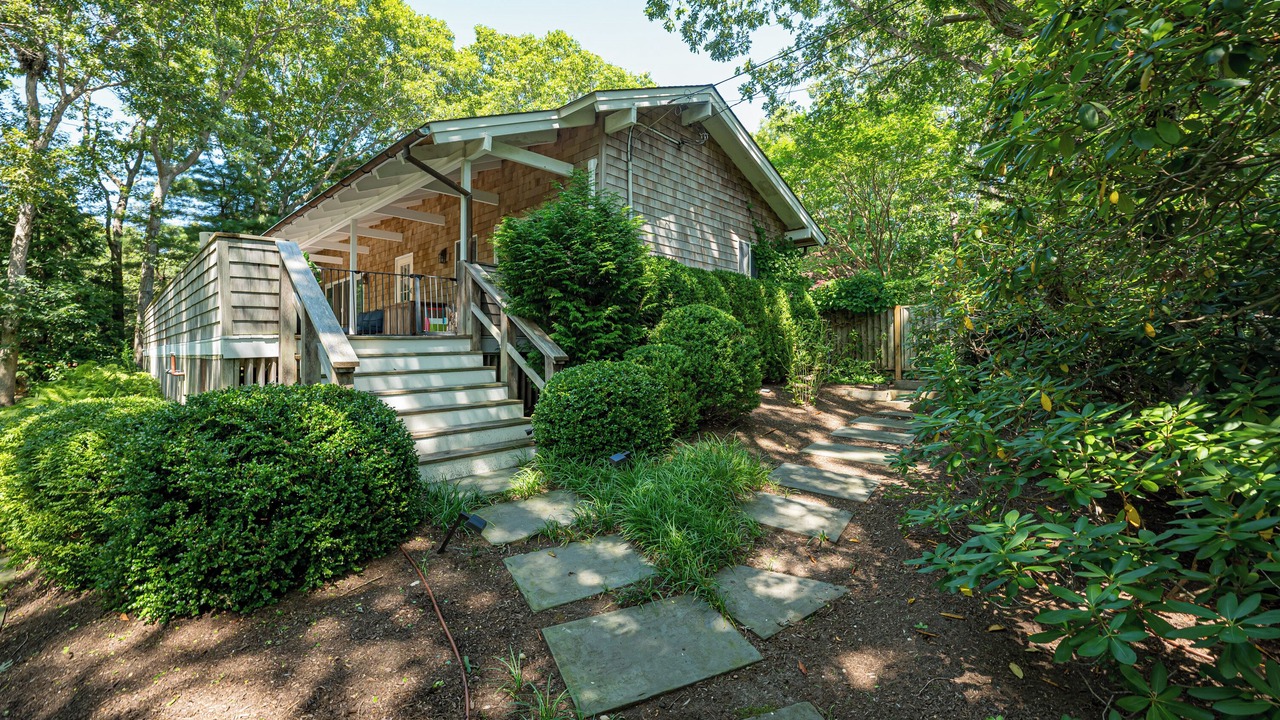 Photo of Outdoor in Lion Head Beach