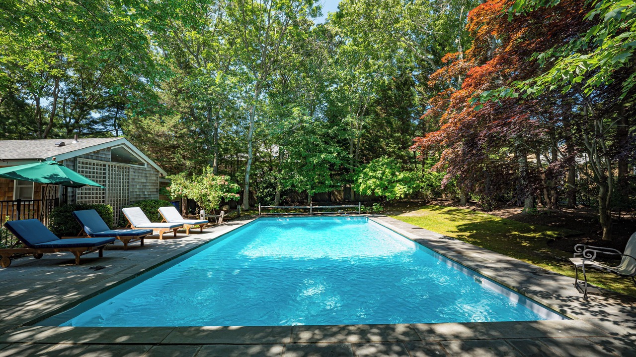 Photo of Outdoor in Lion Head Beach