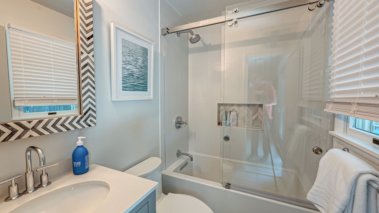 Photo of Bathroom in Lion Head Beach