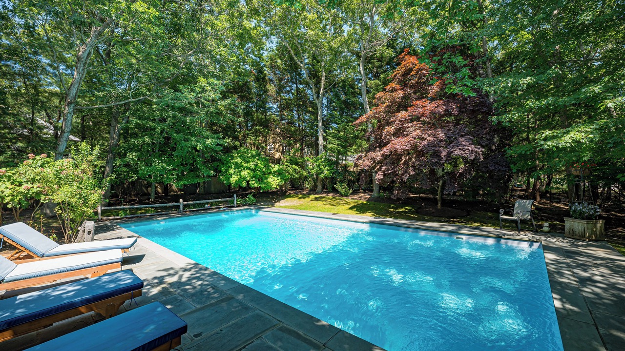 Photo of Outdoor in Lion Head Beach