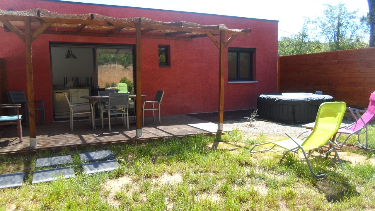 Photo of Outdoor in Salavas