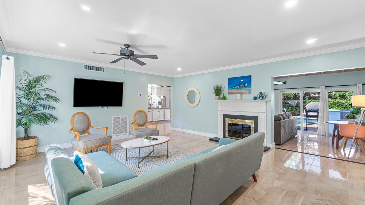 Photo of Livingroom in Singer Island