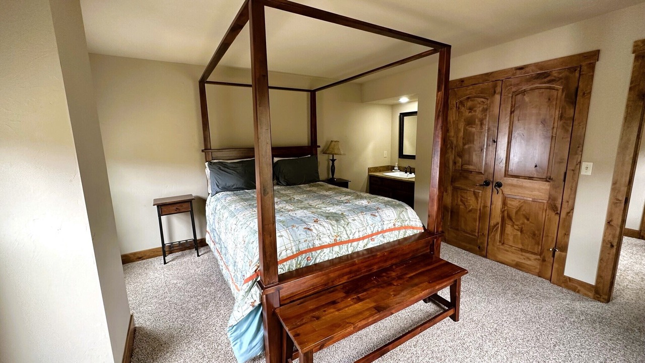 Photo of Bedroom in Salida