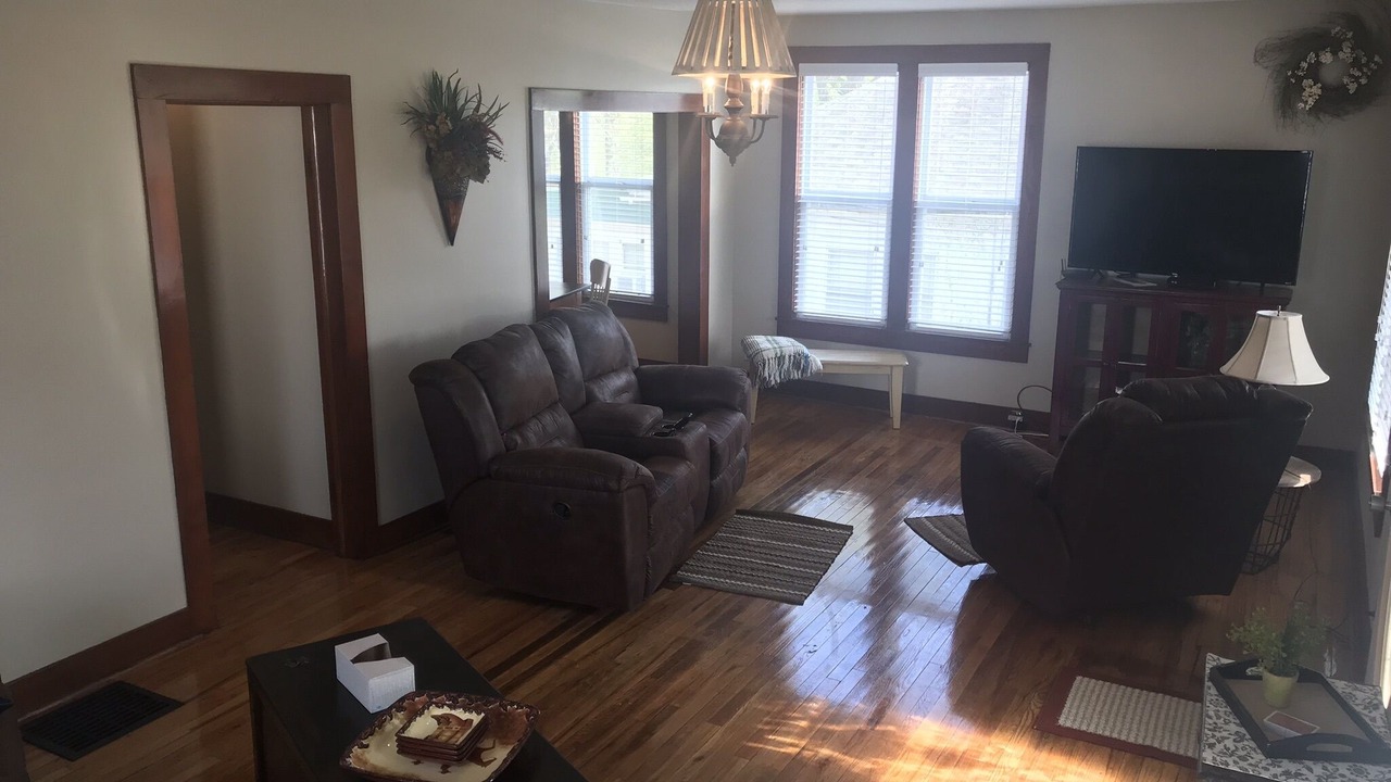 Photo of Livingroom in Bethany